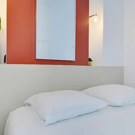 In The Heart Of The 9th Arrondissement Appartamento Parigi