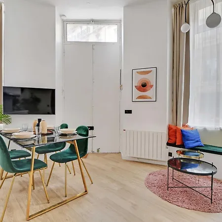 In The Heart Of The 9th Arrondissement Appartamento *